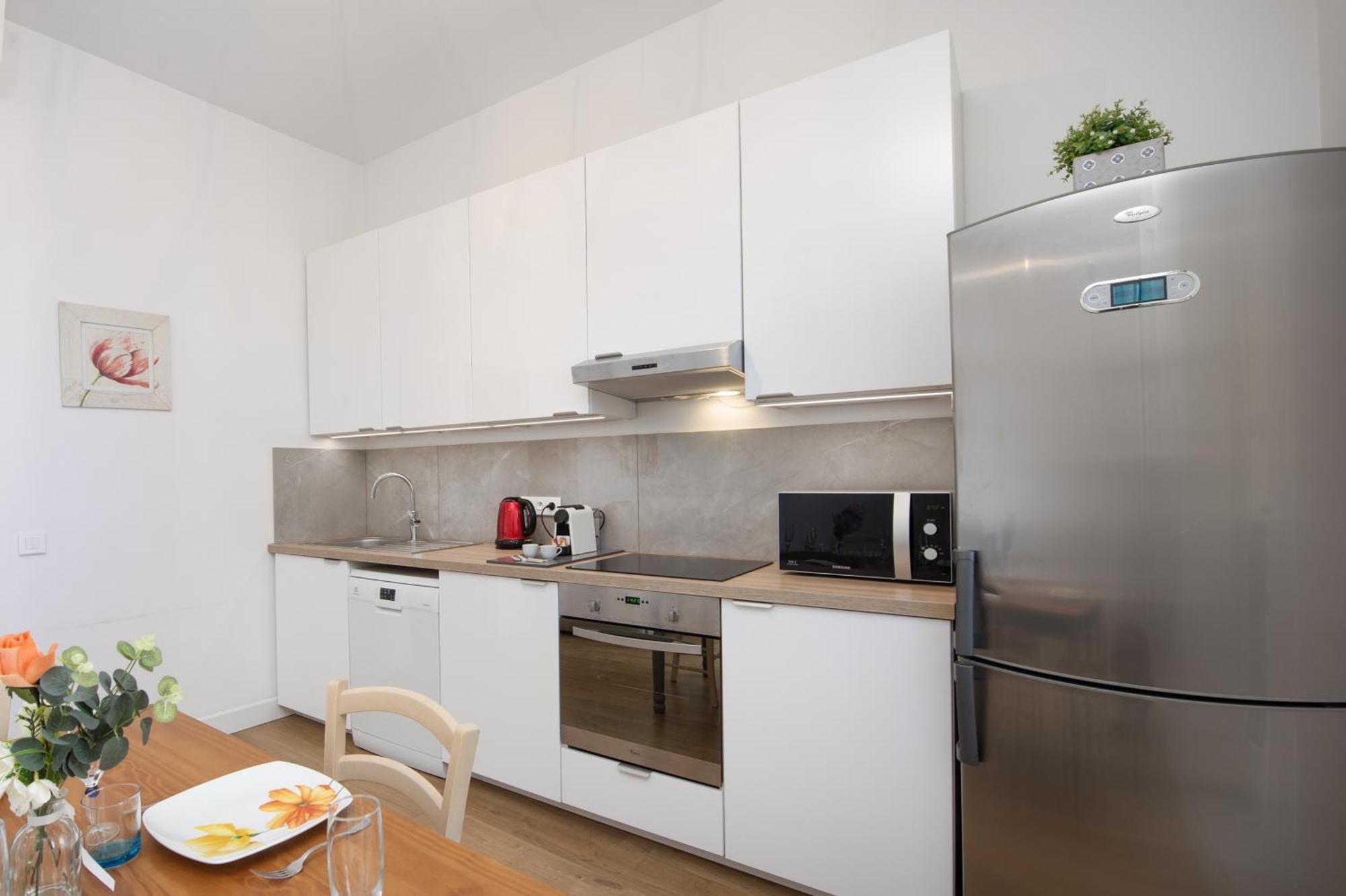 Апартаменти Barel - Cosy 2 Pieces En Plein Coeur De Мантон Екстер'єр фото